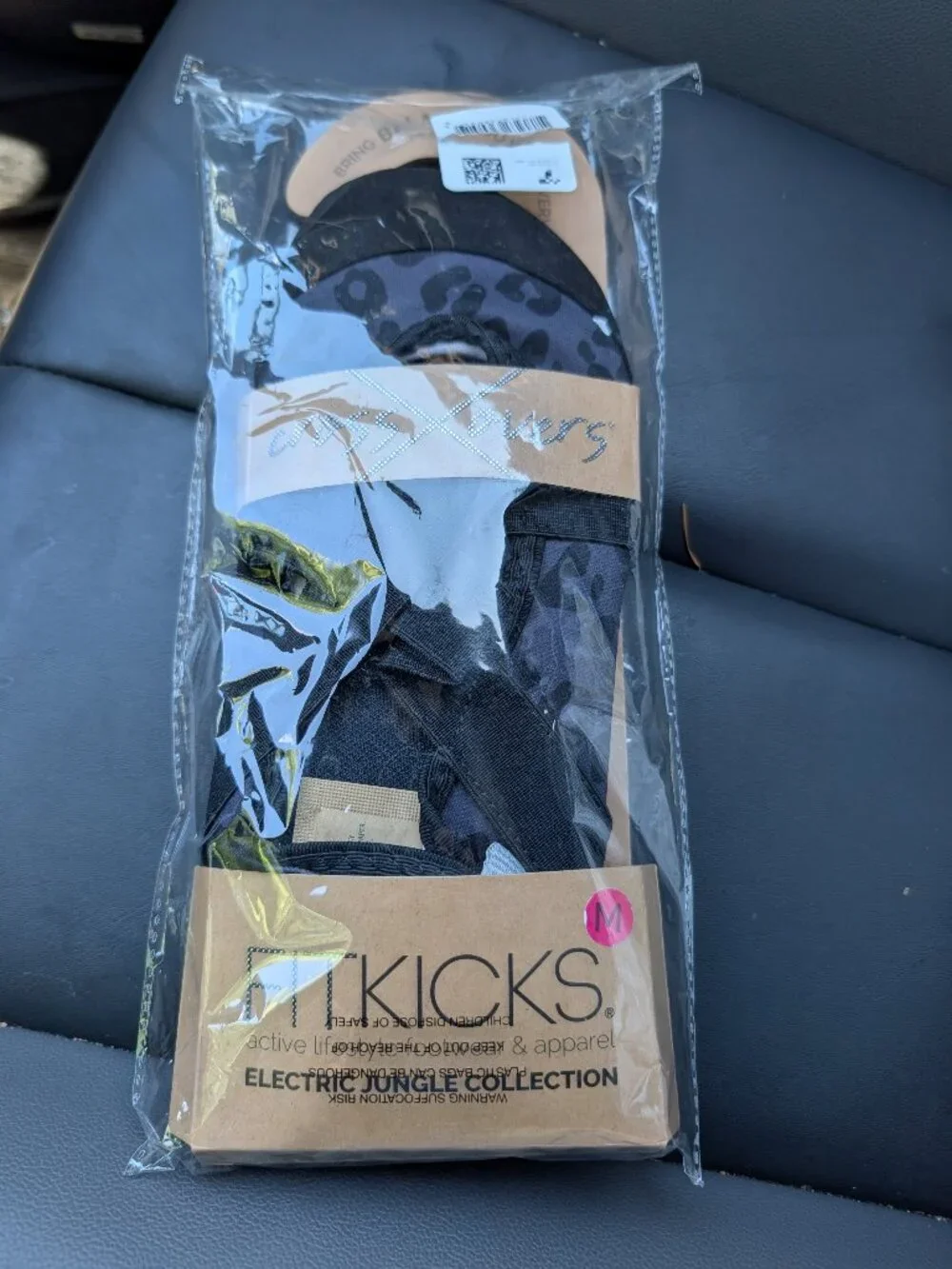 Fitkicks Crossovers Active Lifestyle Water Shoe, Size Medium, Black Leopard